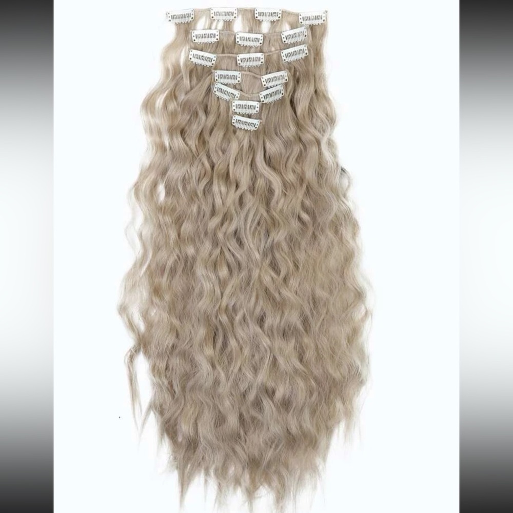 Clip In Hair Extensions ❤️ - Picture 2 of 3